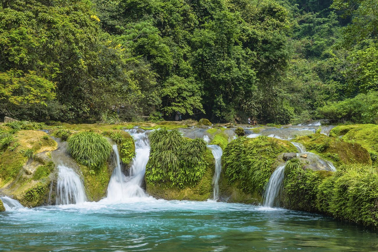 AmEx Adds “Waterfall” Lifetime Language to Gold Card: What You Need to Know