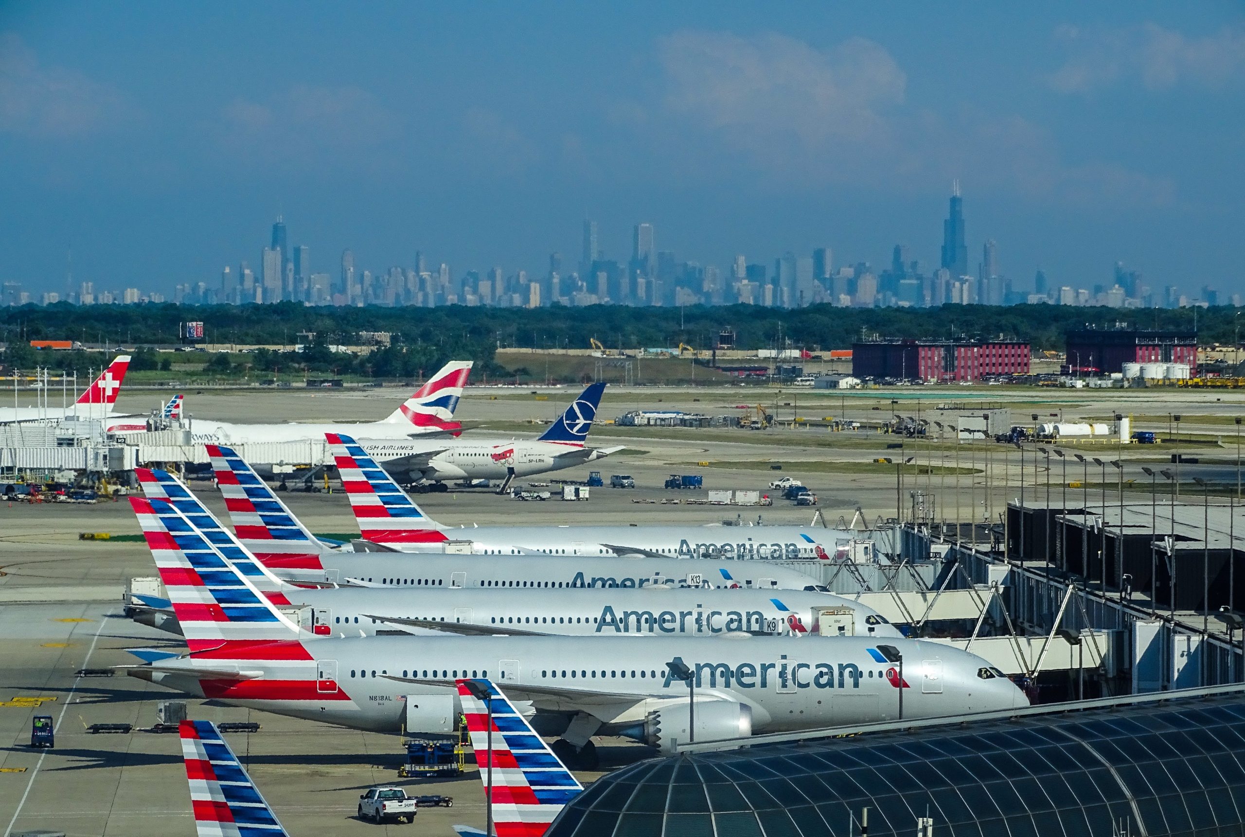 Last Call: World of Hyatt Elite Members, Secure Your AAdvantage Instant Status Pass